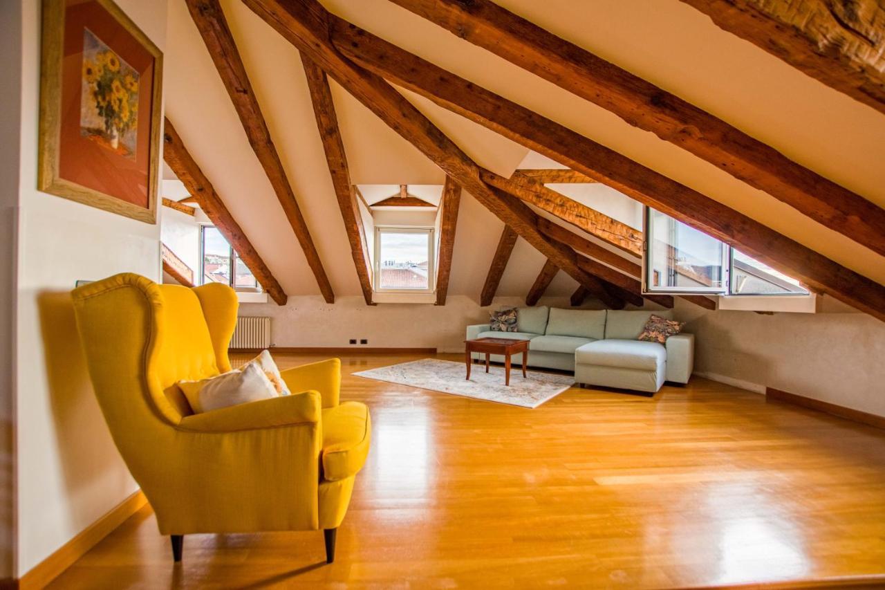 Апартаменти Panorama Loft Трієст Екстер'єр фото