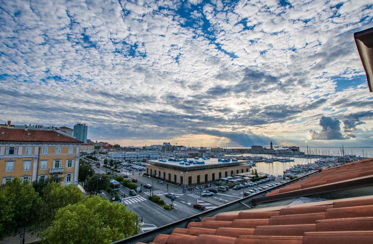Апартаменти Panorama Loft Трієст Екстер'єр фото